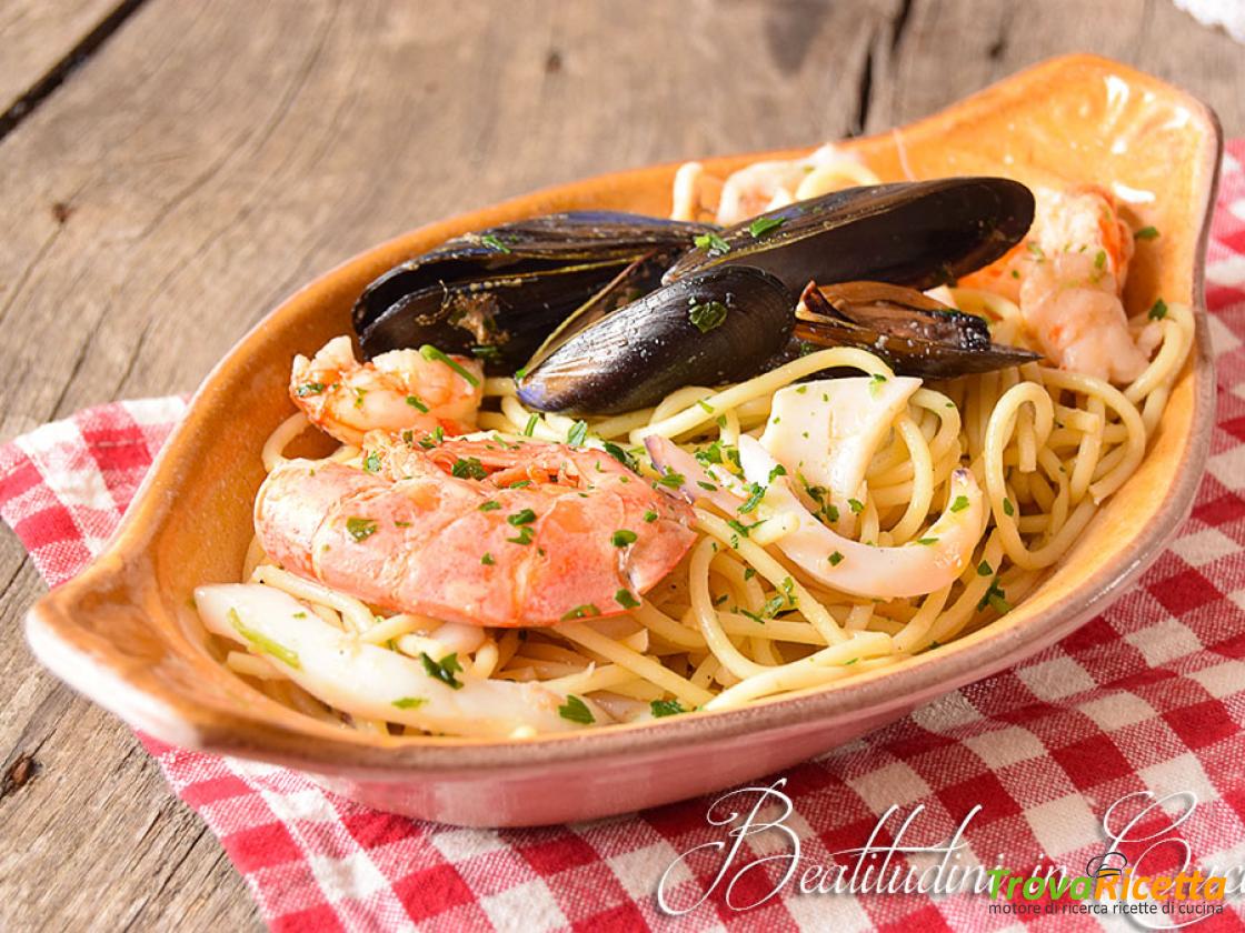 Spaghetti allo scoglio bianco - Ricetta 