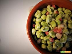 Fave stufate con pancetta e cipolla