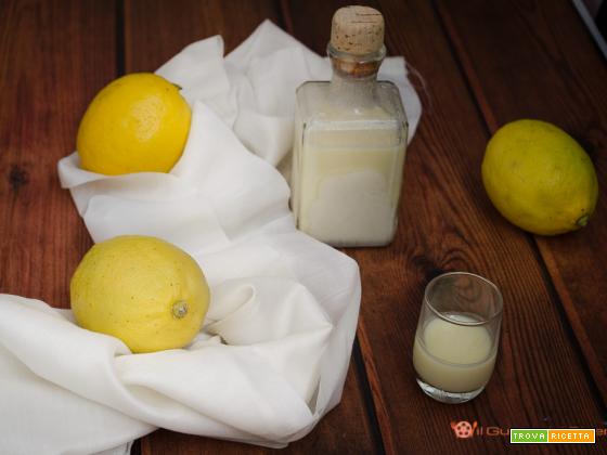 Crema di limoncello fatta in casa