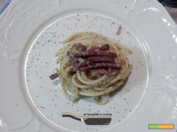 Spaghetti saltati all’uovo e speck…