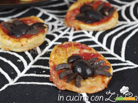 Pizzette ragno – Antipasto per Halloween