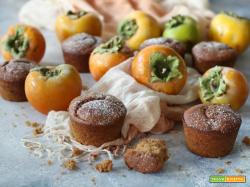 Muffin con cachi frullati e farina di sorgo