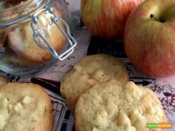 BISCOTTI MELA E CANNELLA