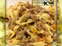 Tagliatelle con Ragù bianco di Salsiccia