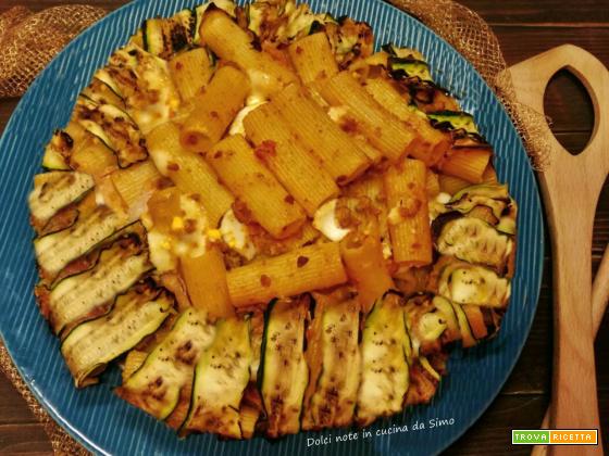 Timballo di maccheroni con zucchine grigliate