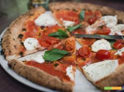 Pizza margherita: Ricetta Veloce