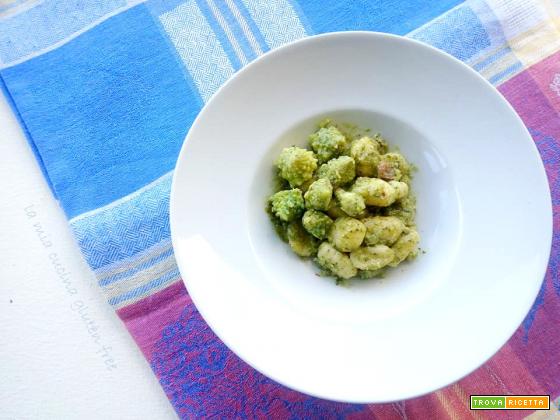 Gnocchi con broccoli romani