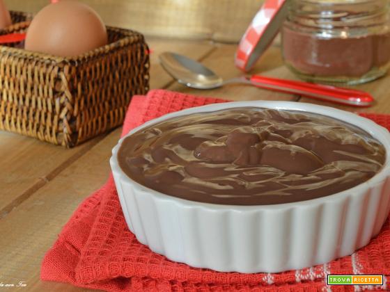Crema pasticcera al cioccolato ricetta facile e veloce