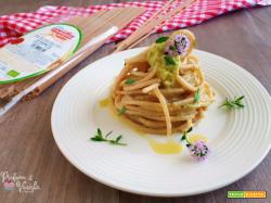 PASTA ALLE ZUCCHINE e fiori di santoreggia