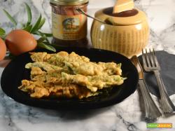 Salvia fritta farcita con alici e taleggio