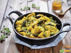 Bocconcini di pollo con asparagi e curcuma
