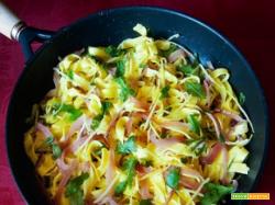 TAGLIATELLE AL LIMONE SPECK E RUCOLA