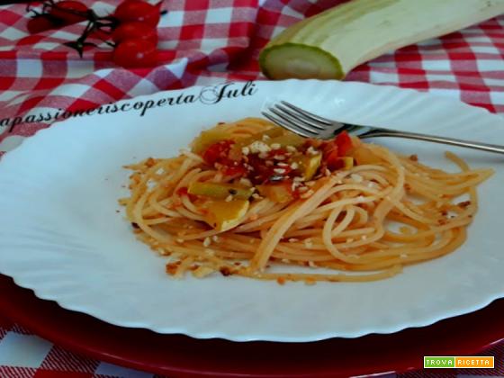 Spaghetti con zucchina bianca siciliana