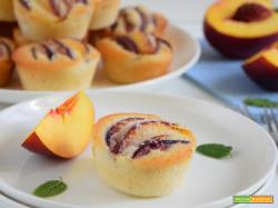 Friand alle pesche e cocco