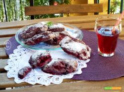 Biscotti rustici ai frutti di bosco con frolla alle more