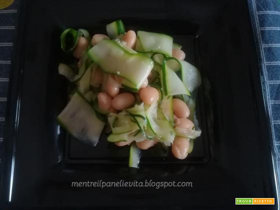 Zucchine in insalata con fagioli