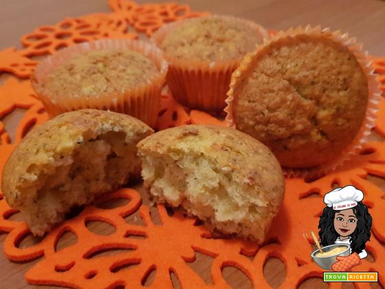 Muffin dolci alle zucchine e mandorle