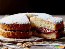 Torta Soffice alle Mandorle e Marmellata
