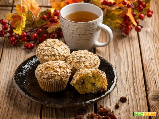 Accogliamo l’autunno con i muffins di avena e uvetta