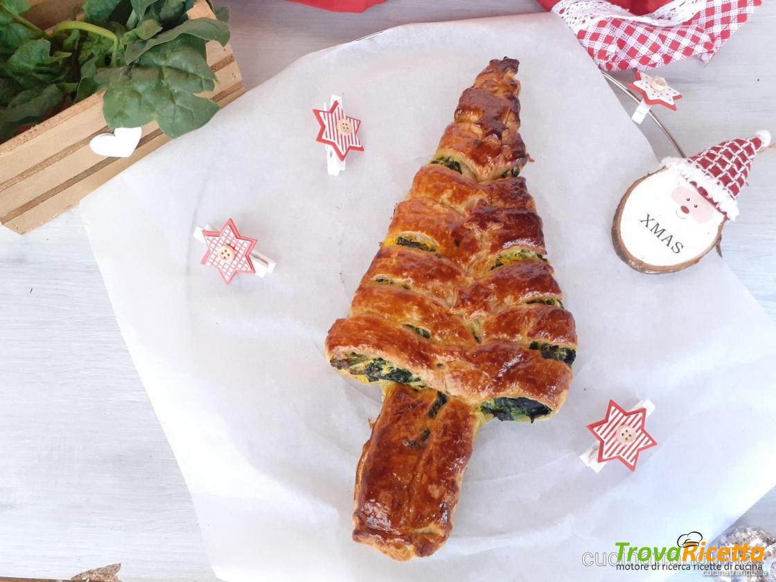 Albero Di Natale Con Ricotta E Spinaci Ricetta Trovaricetta Com