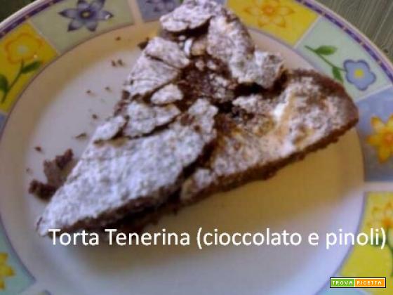 Torta Tenerina: cioccolato, pinoli