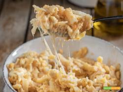 Pasta e patate con provola: ricetta napoletana