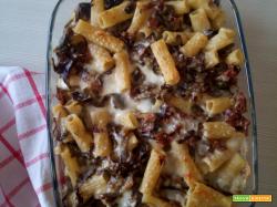 Pasta al forno con carciofi e speck