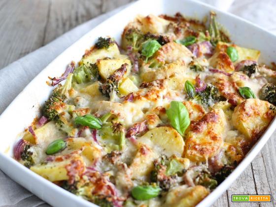 Teglia di patate e broccoli al forno