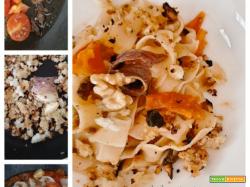 Tumact Me Tulez – tagliatelle con mollica di pane, alici e noci