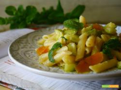 PENNE CON ZUCCHINE AL LIMONE E BOTTARGA