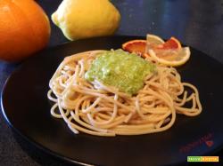 Pasta estiva al pesto di agrumi