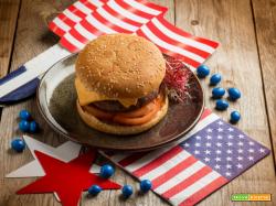 Cheeseburger americano, un classico da fast food