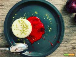 Panna cotta estiva alle susine