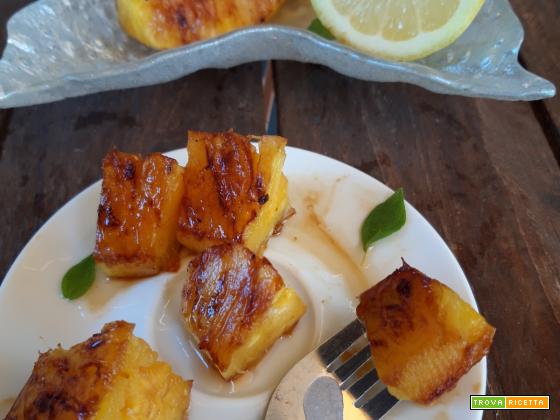 Ananas grigliato con glassa al limone