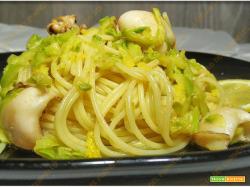 Spaghetti al limone con zucchine e seppioline