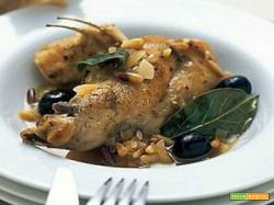 CONIGLIO OLIVE E PINOLI
