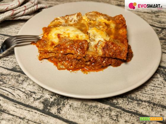 Pasta All Uovo Fatta In Casa Ecco Le Lasagne Della Domenica Ricetta Trovaricetta Com