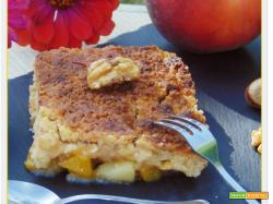 CRUMBLE DI PESCHE NOCCIOLE E NOCI