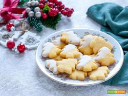 Alberelli alle nocciole – Biscotti di Natale semplici e golosi