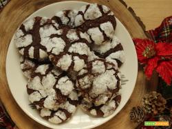 Crinkle Cookies: biscotti morbidi al cioccolato