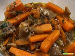 Contorno con carote e funghi – Slow Cook con Companion Moulinex