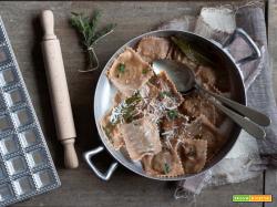 Ravioli di farina di castagne, con ricotta, castagne e erbette