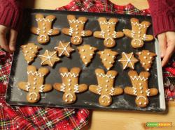 Gingerbread: omini di pan di zenzero di Natale