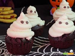 Cupcakes al cacao fantasmini di Halloween