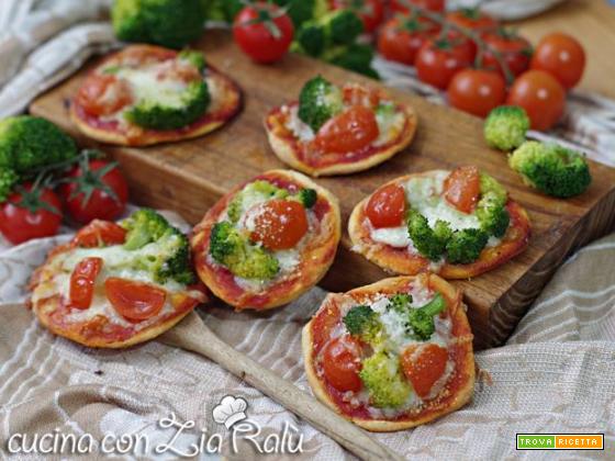 Pizzette broccoli e pomodorini sfiziose
