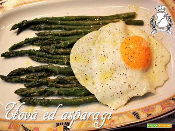 Uova con asparagi