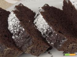 Plumcake al cacao soffice