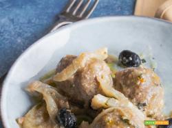 Polpette di pollo con finocchi e olive nere: facili e veloci!