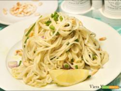 Spaghetti al limone con stigoli e aglio