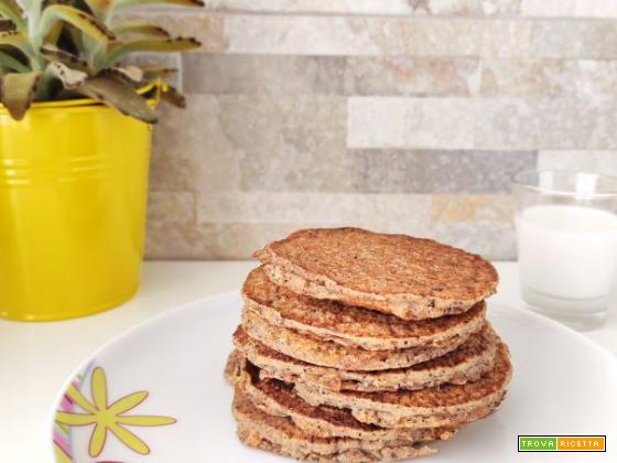 Pancakes vegan al grano saraceno senza zucchero e senza glutine